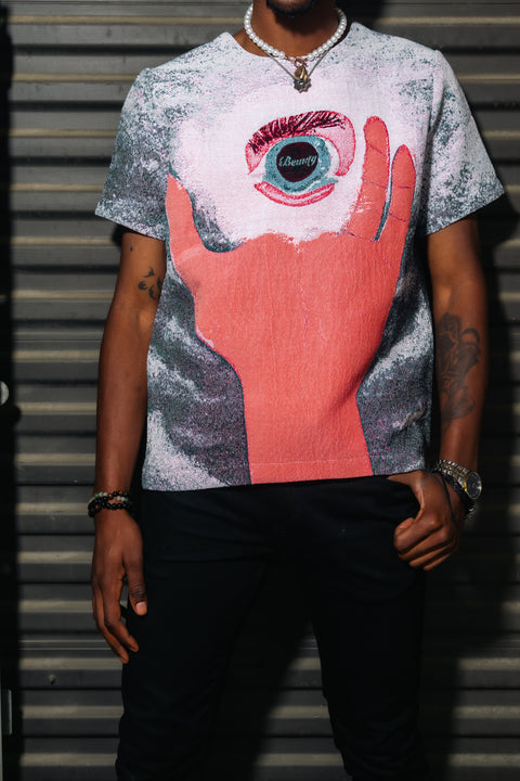 Beauty is in the eye of the beholder Tapestry tee